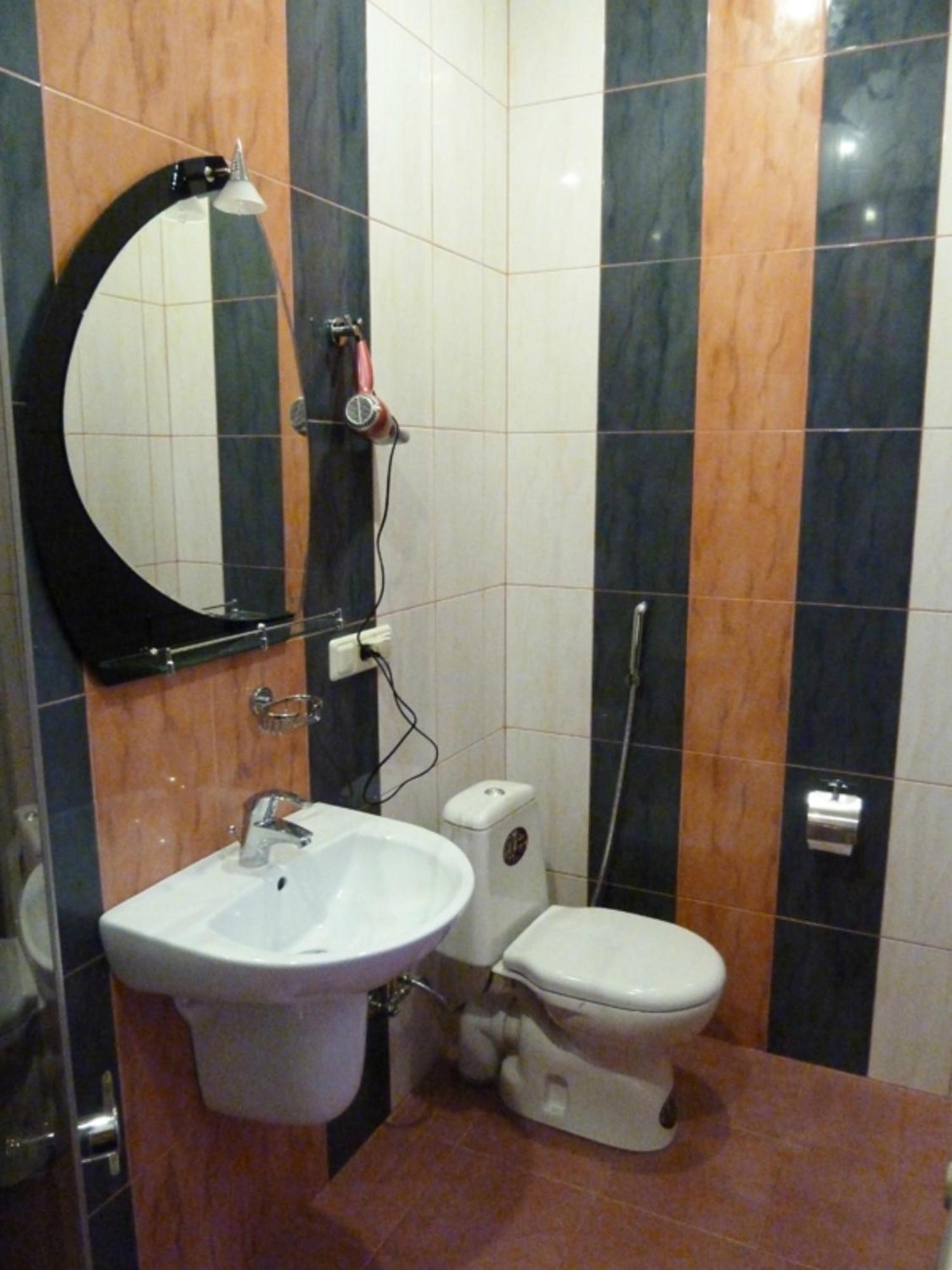 Comfortel Aparthotel Одеса Екстериор снимка