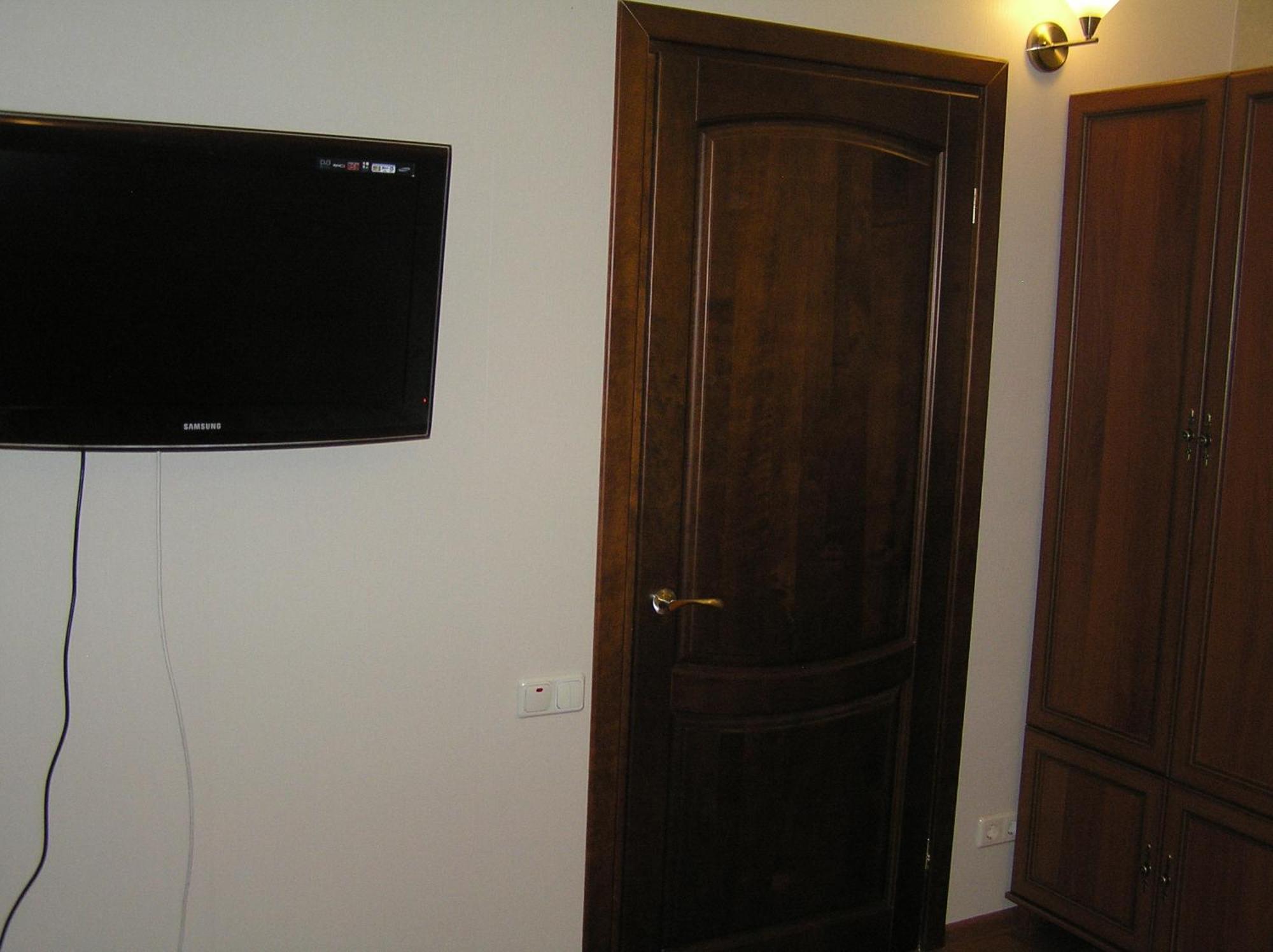 Comfortel Aparthotel Одеса Екстериор снимка