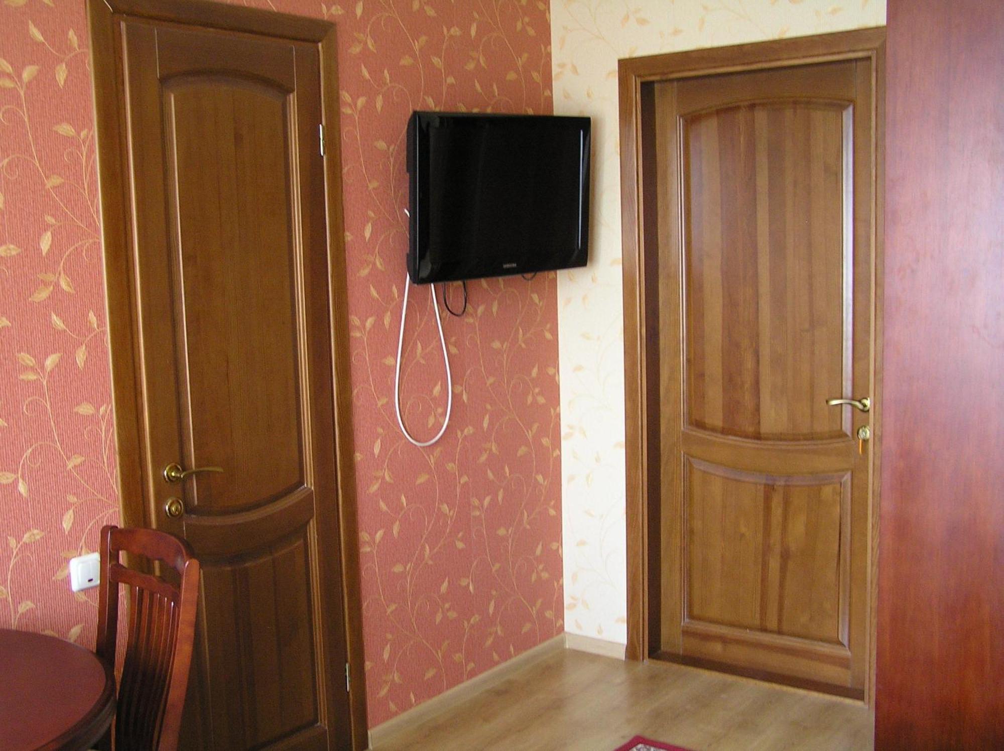 Comfortel Aparthotel Одеса Екстериор снимка